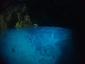 青の洞窟